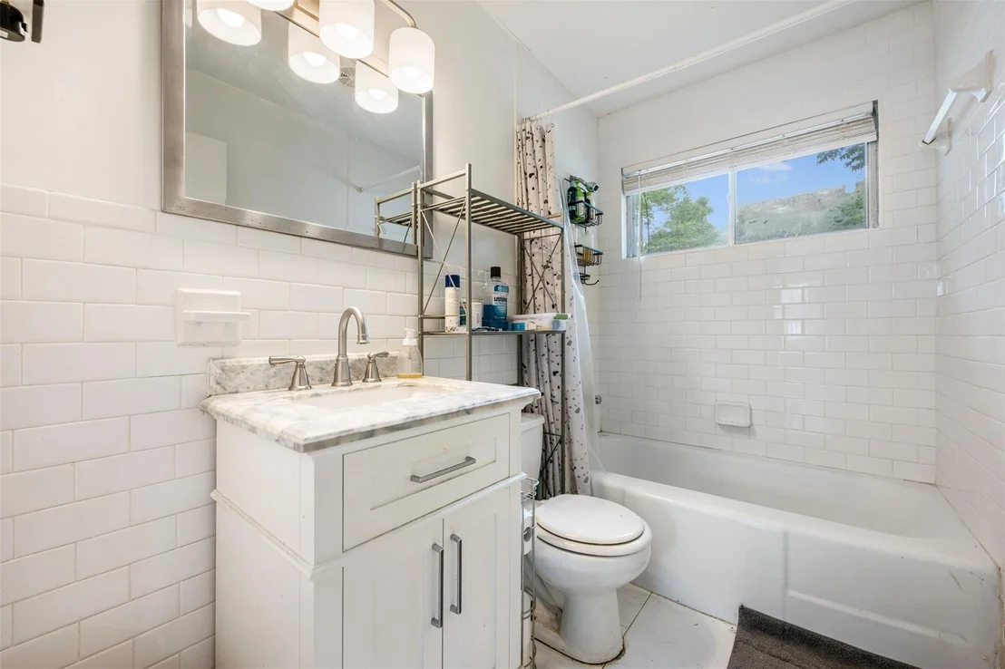 Photo of 408 Clover CT