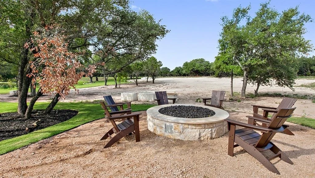 Photo of 520 Betty Ann WAY