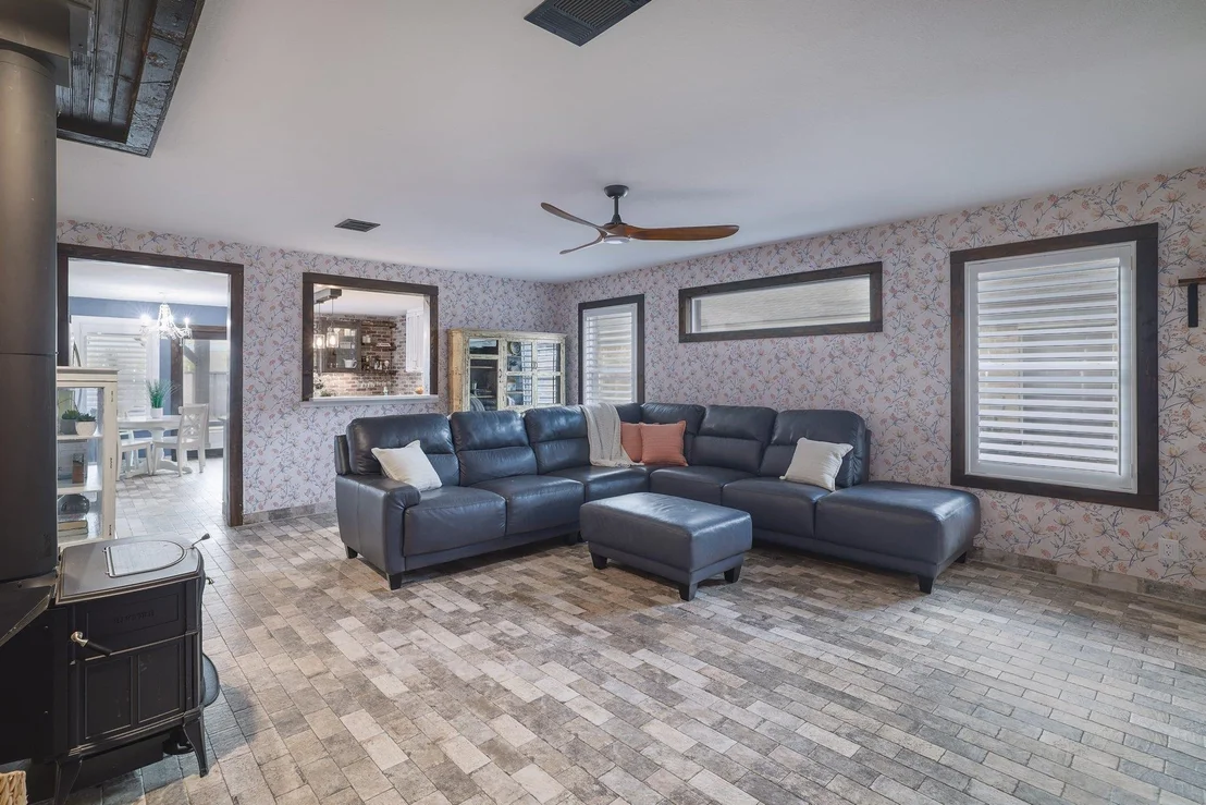 Photo of 1807 Lloydminister WAY