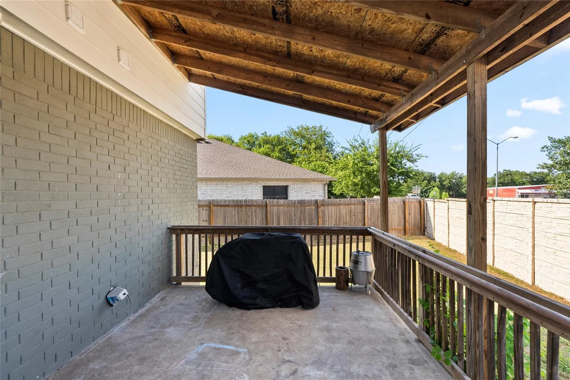 Photo of 1160 Forest Bluff TRL