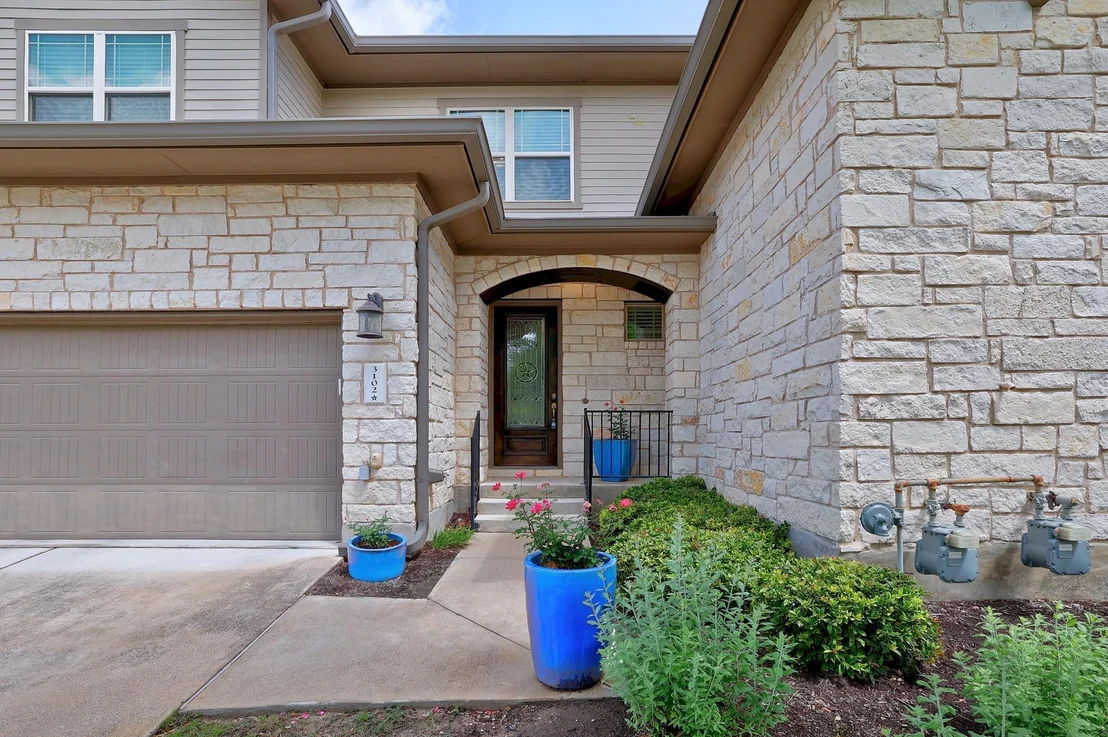 Photo of Unit 3102 at 2930 Grand Oaks LOOP
