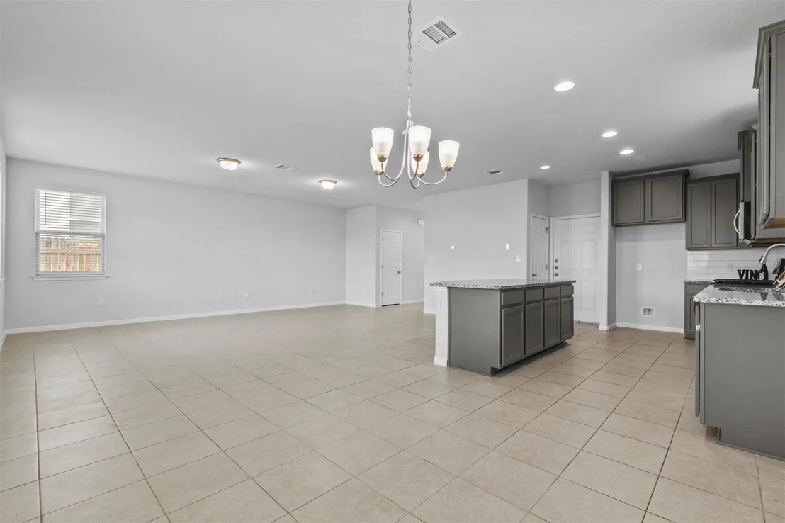 Photo of 520 Betty Ann WAY