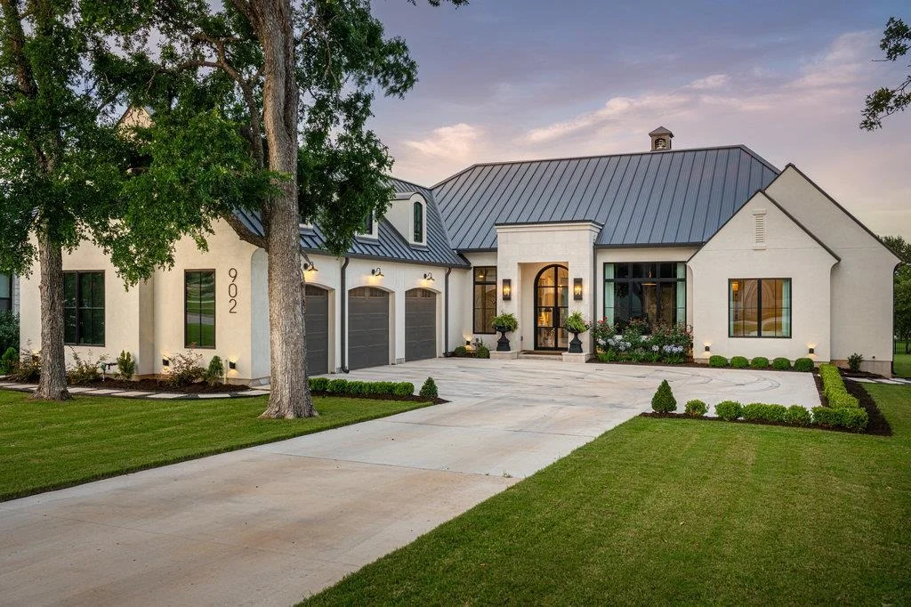 Photo of 902 Cimarron Hills TRL W