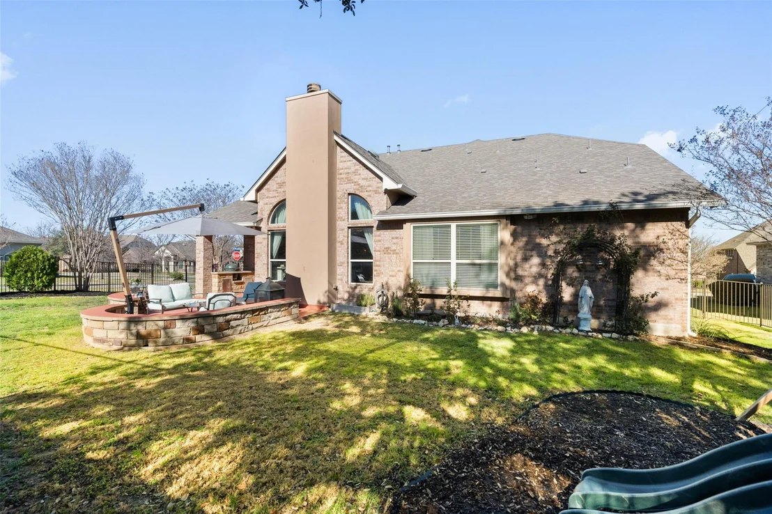Photo of 302 Bellagio DR