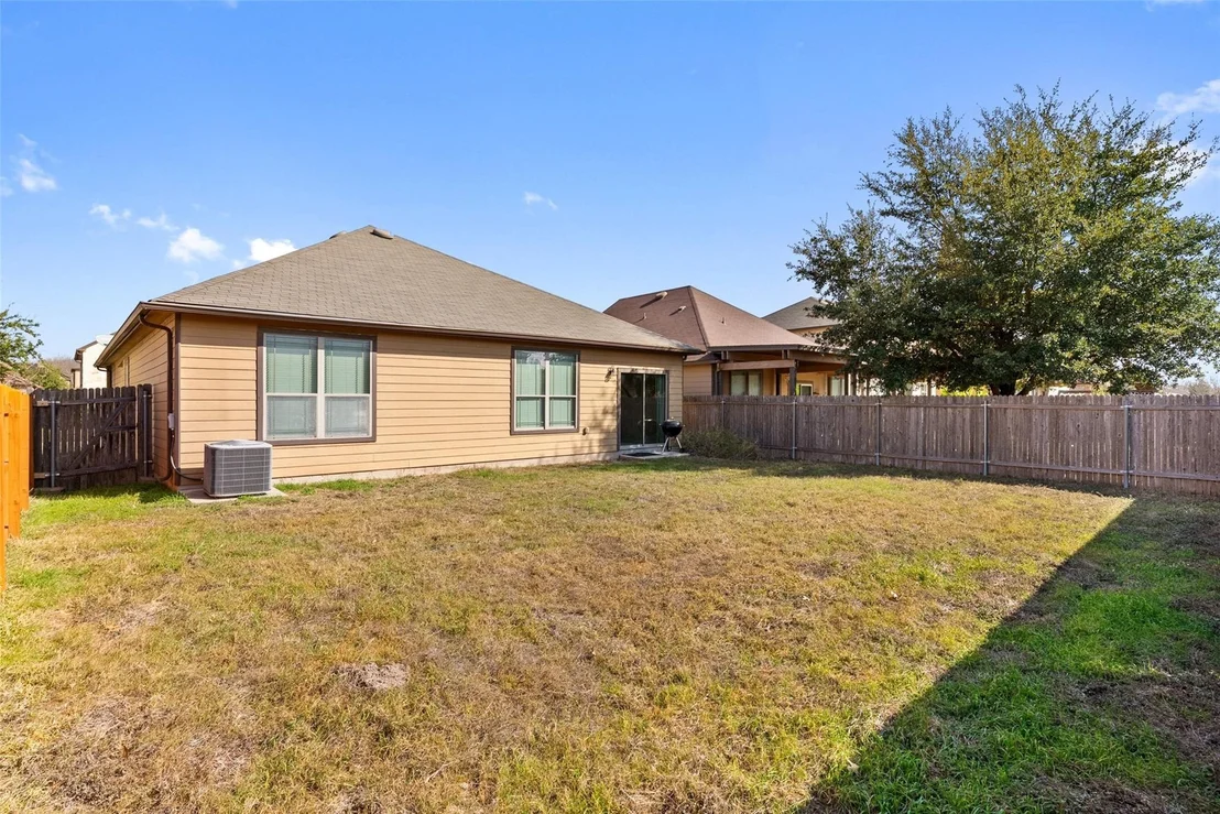 Photo of 913 Oatmeal DR