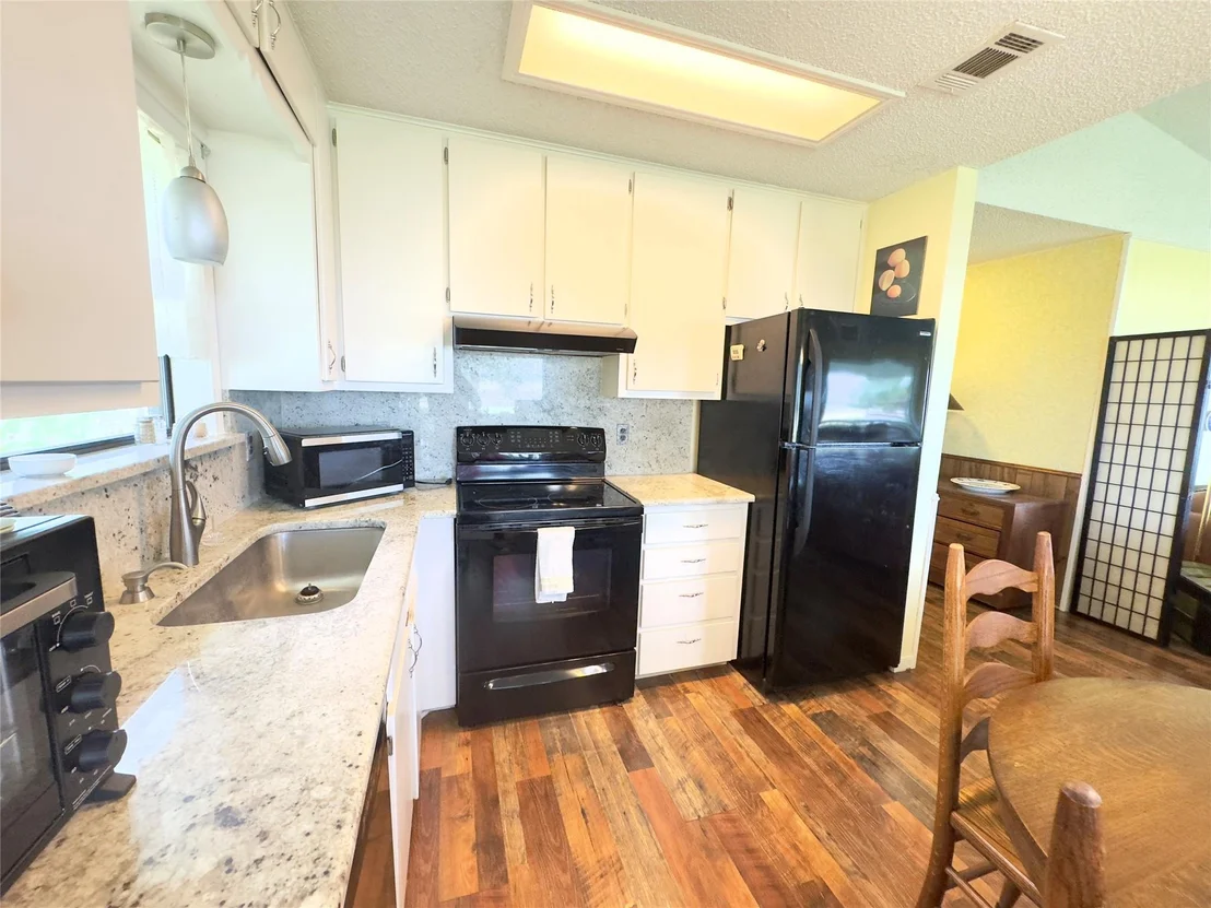 Photo of 912 Cozy LN