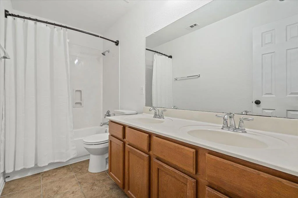 Photo of 2341 Garlic Creek DR