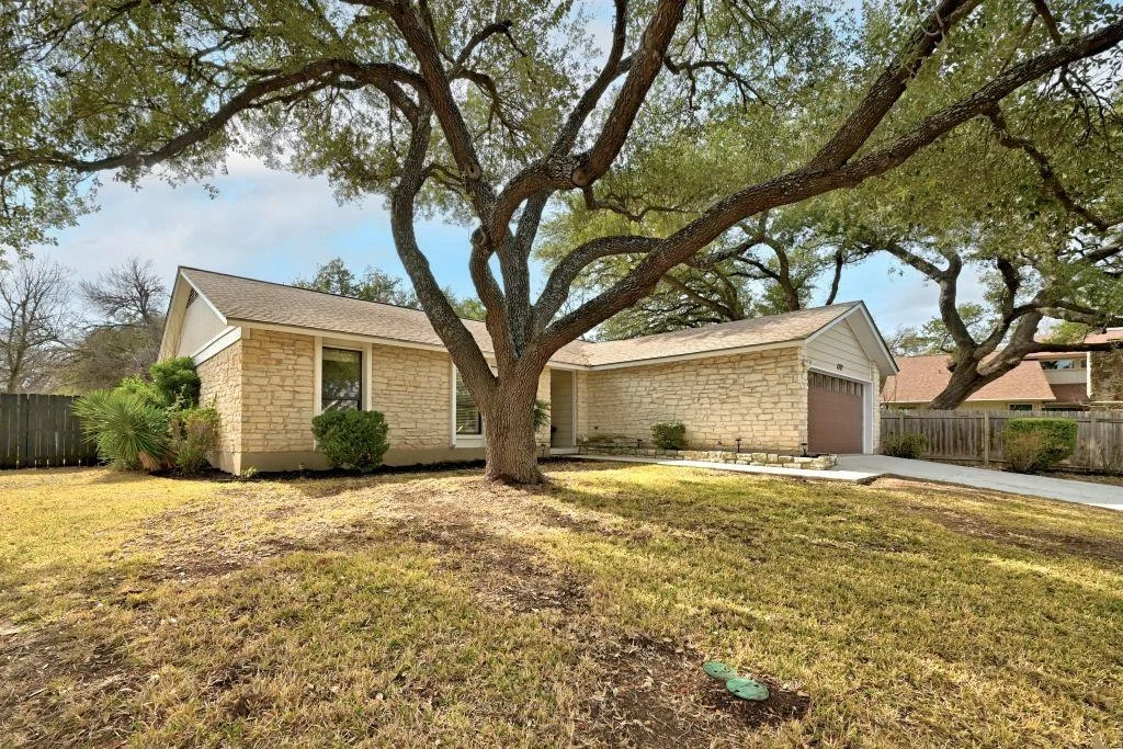 Photo of 4707 Whispering Valley DR