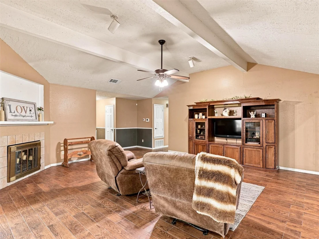 Photo of 1509 Quail Run RD