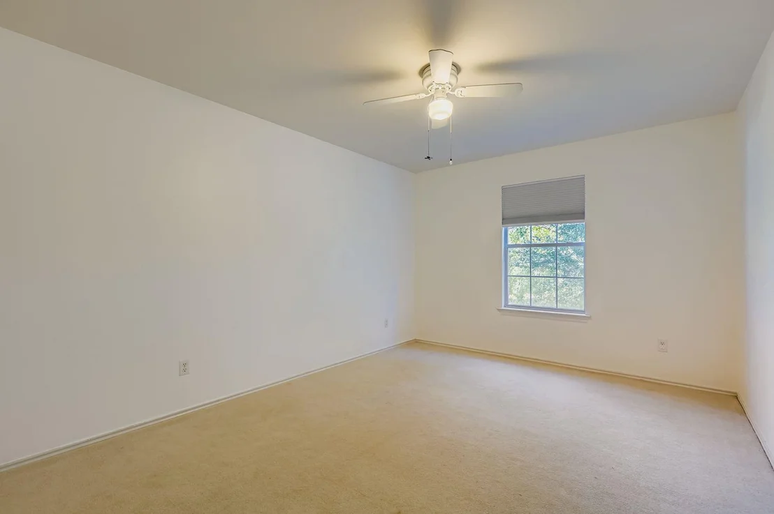 Photo of 411 Meadow Park DR