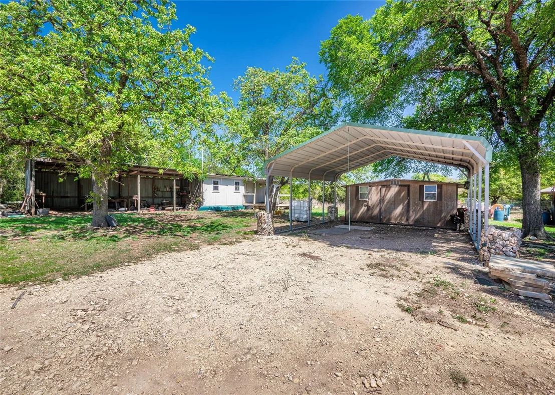 Photo of 21500 Firefly RD
