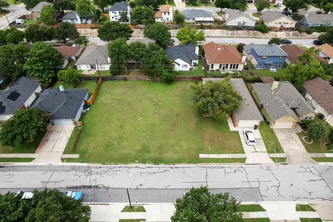 Photo of 1602 Cindy CT