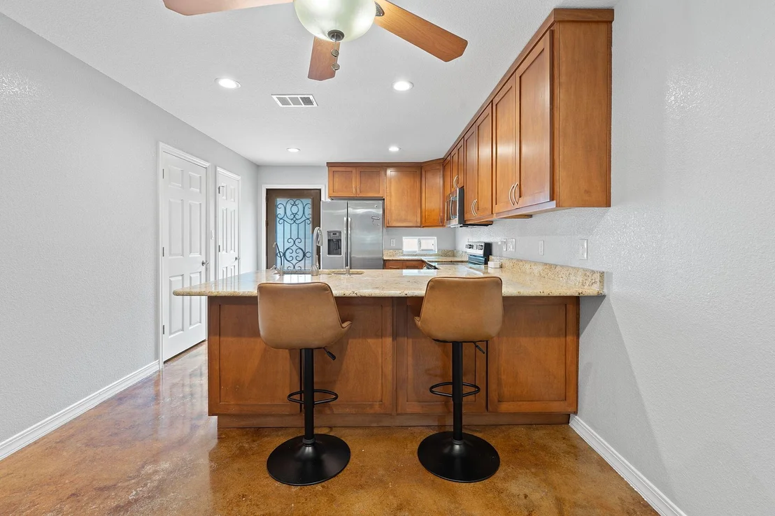 Photo of 5700 Jain LN