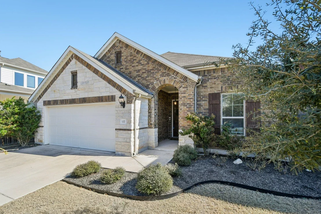 Photo of 127 Firethorn DR
