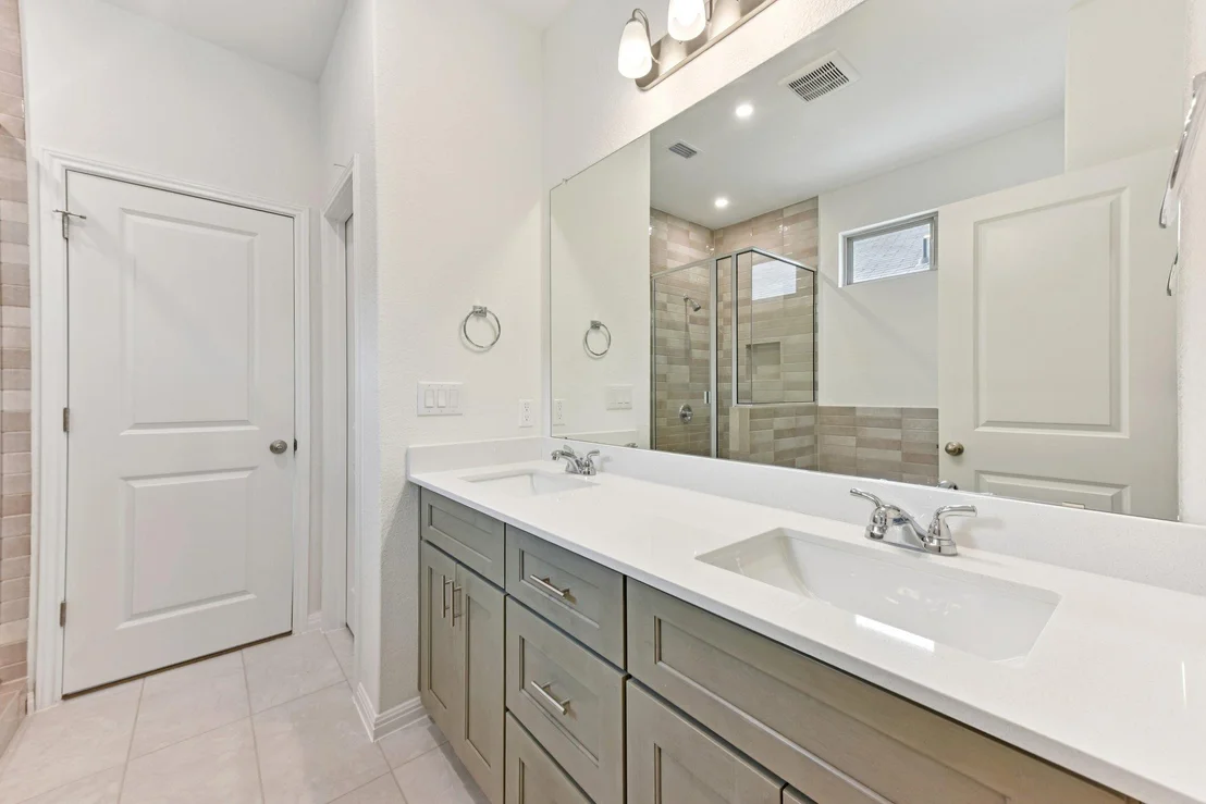Photo of 124 Tenny LN