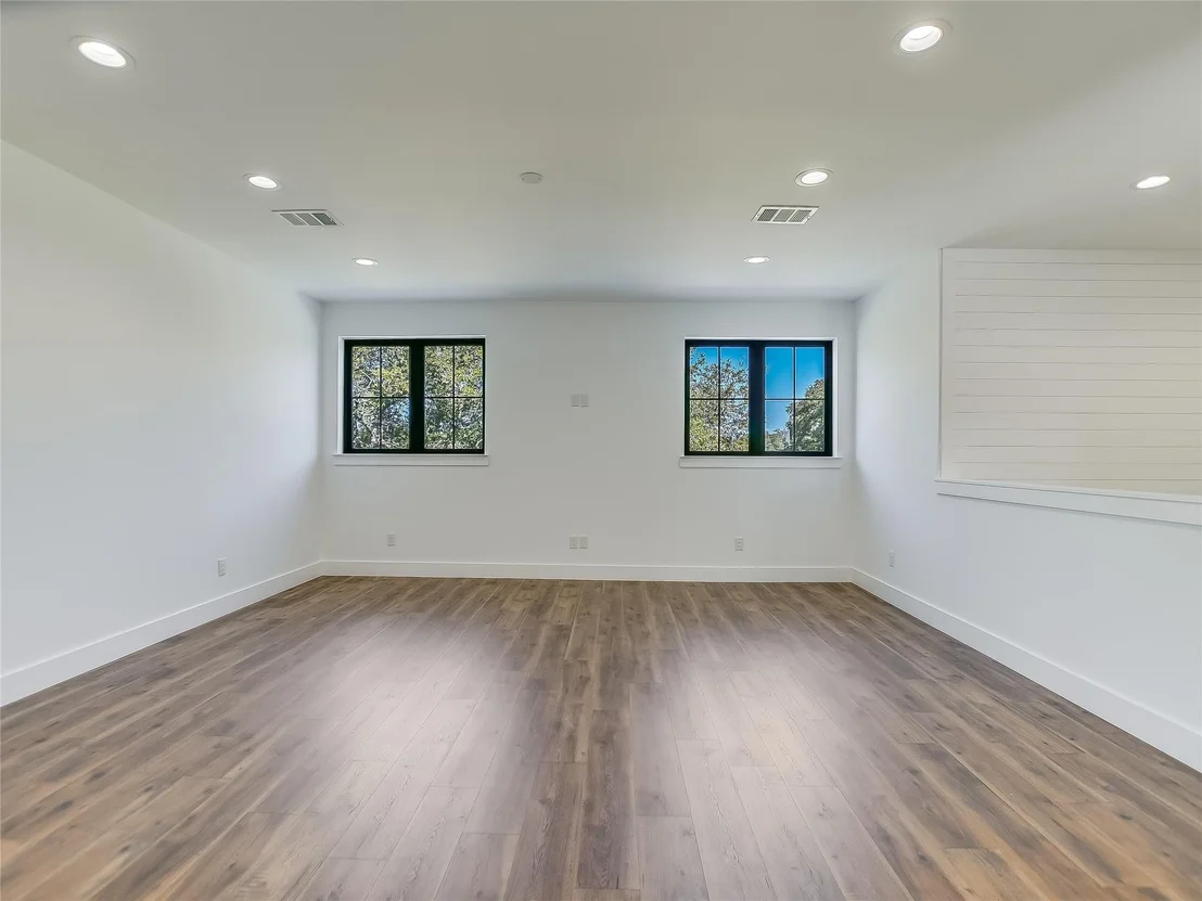 Photo of 2419 Cherry LN