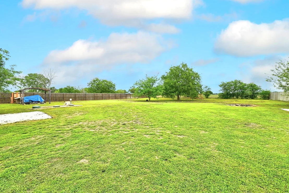 Photo of 320 Sunset Ridge RD