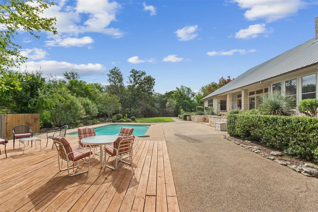Photo of 13730 Settlements RD