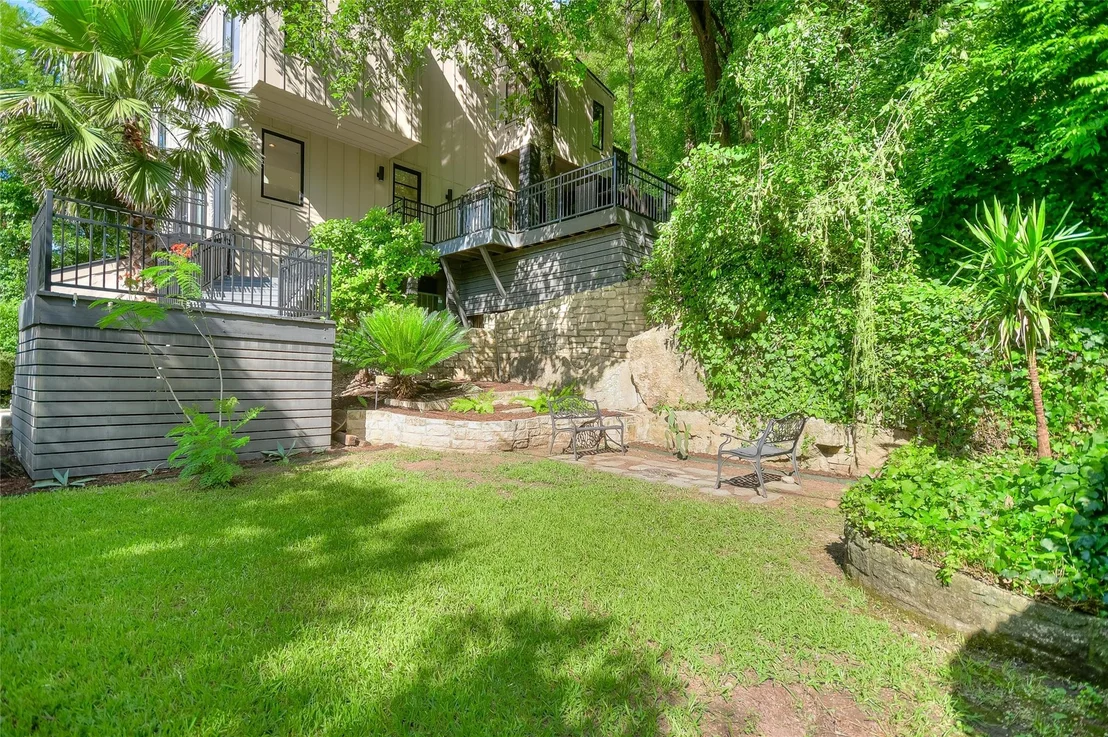 Photo of 3503 Rivercrest DR