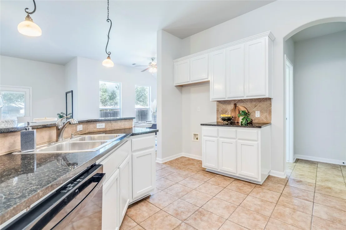 Photo of 813 Kingston Lacy BLVD