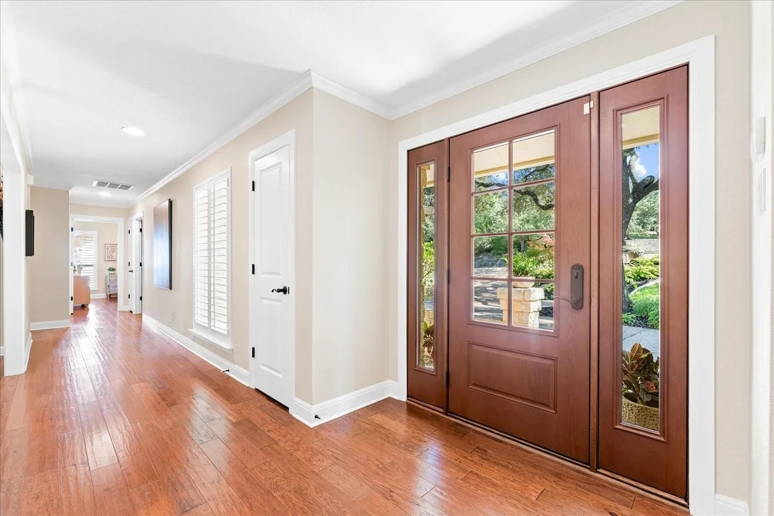 Photo of 10718 Pickfair DR
