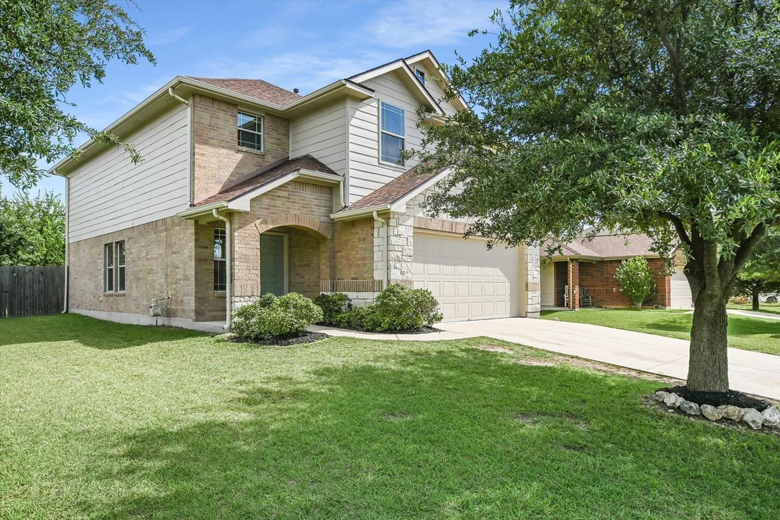 Photo of 917 Ranchero RD