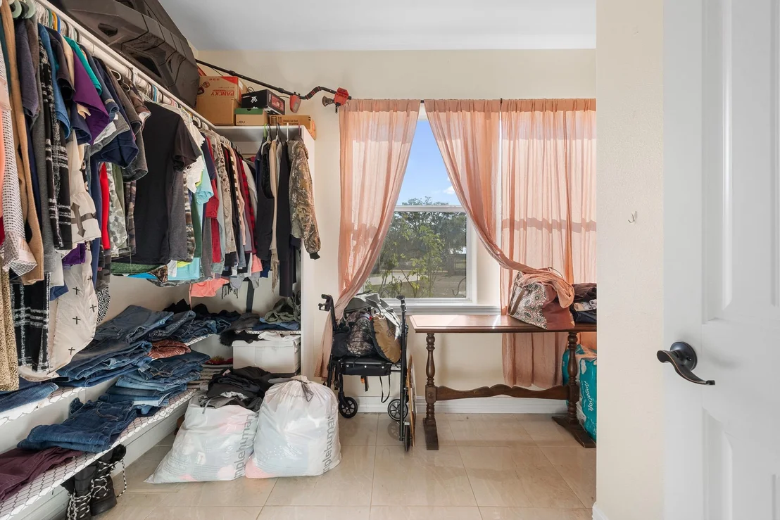 Photo of 1102 Private Road 2332