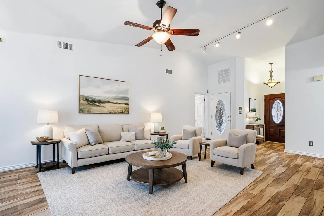 Photo of 7004 Colony Loop DR