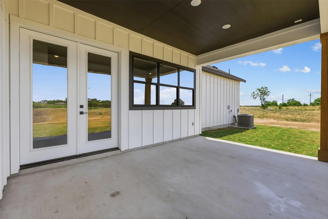 Photo of 1550 Barth Rd