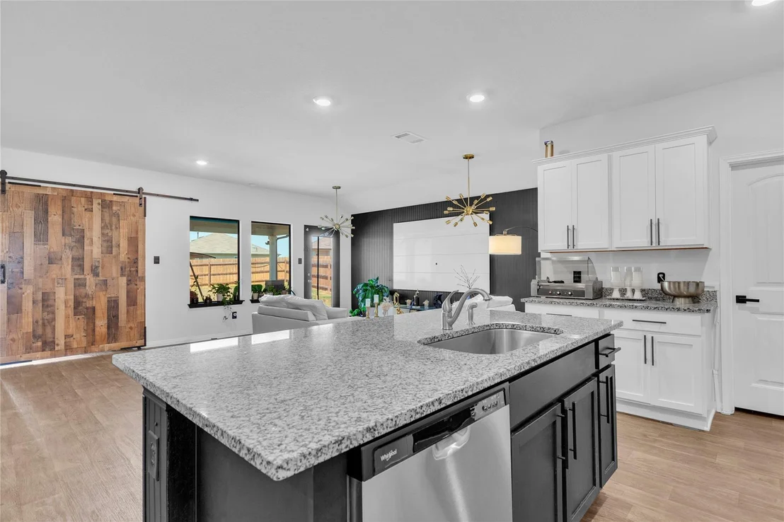Photo of 397 Evergreen Sumac LOOP