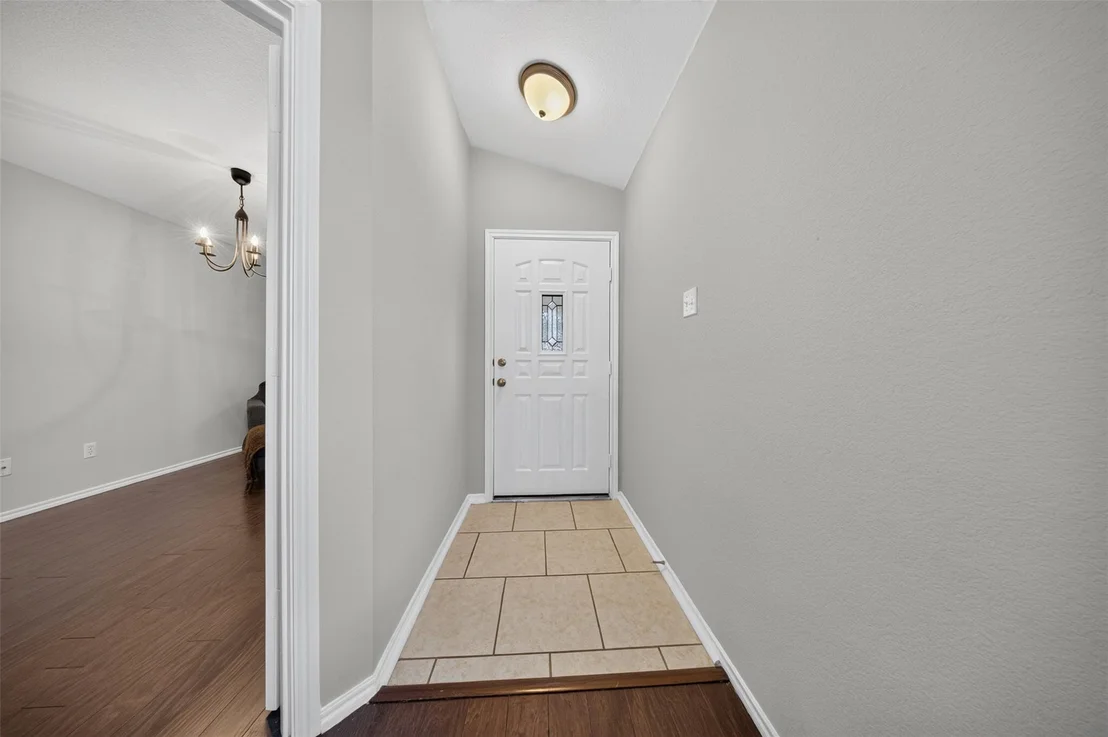 Photo of 112 Northern TRL