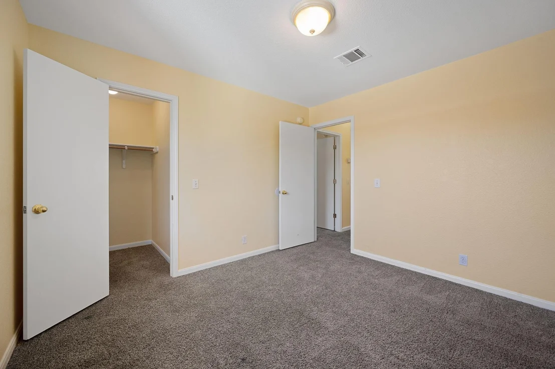 Photo of 229 Estate DR