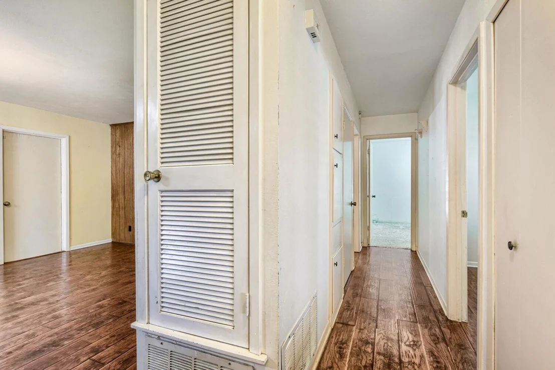 Photo of 5001 Creekline DR