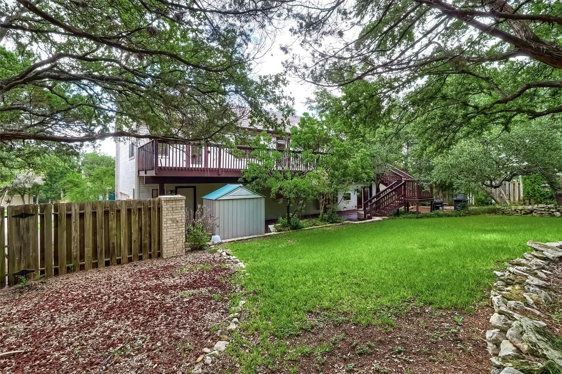 Photo of 213 Hurst Creek RD