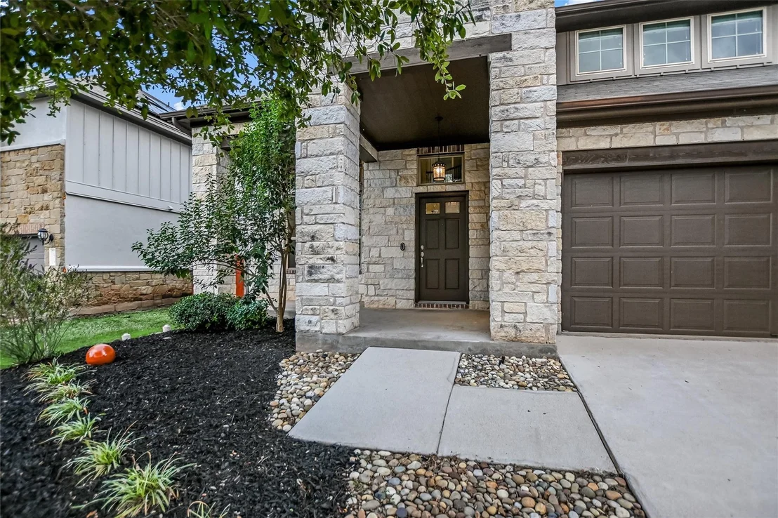 Photo of 1913 Gabrielles WAY
