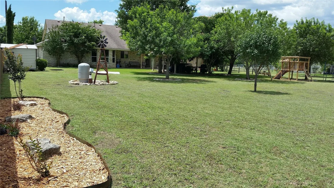 Photo of 58 Fairview DR