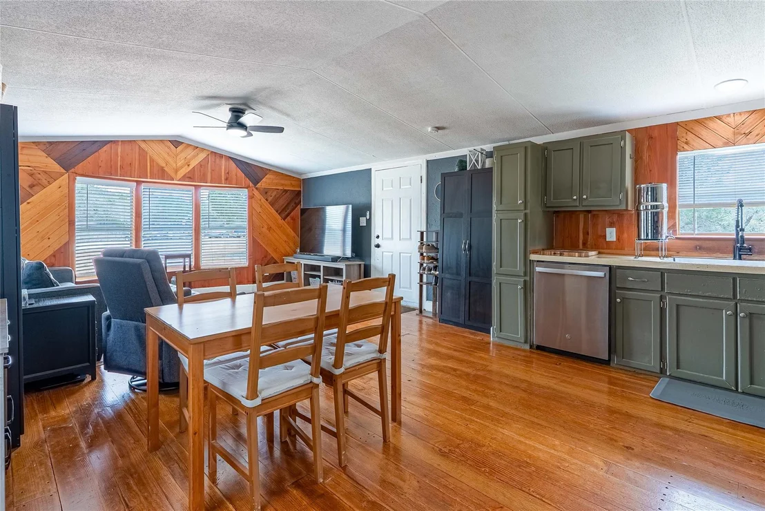 Photo of 9220 County Road 272