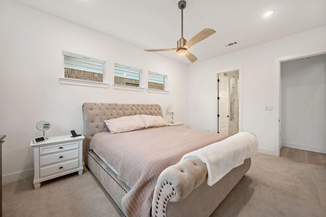 Photo of 1329 Kneehigh LN