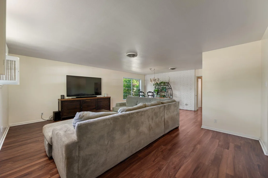 Photo of 2605 N 13th ST