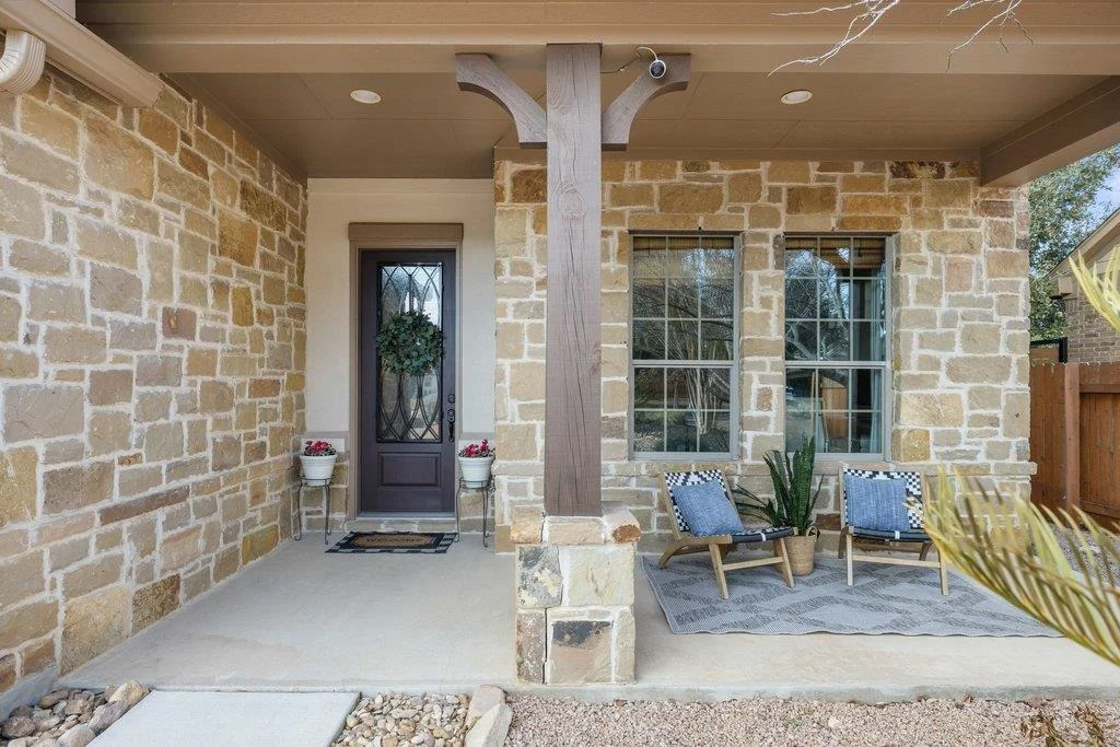 Photo of 18112 Lipan Apache CV