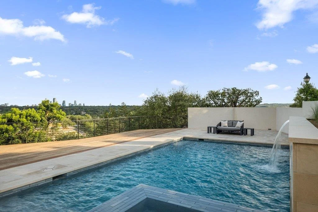 Photo of 3501 Mount Bonnell RD