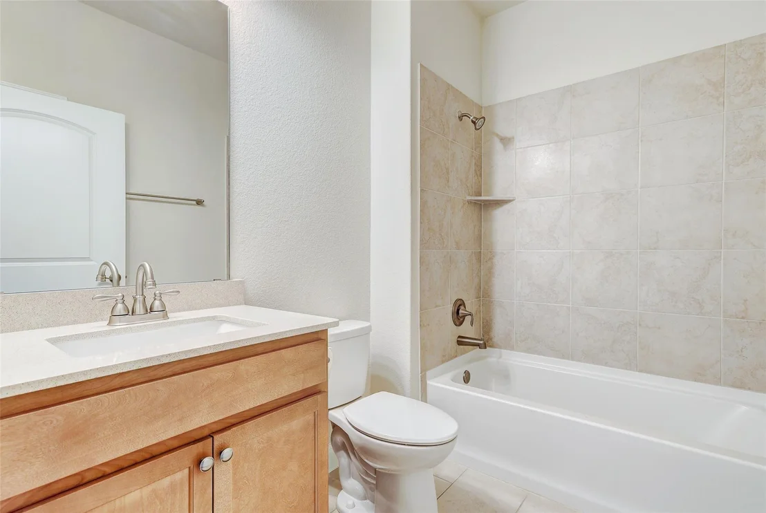 Photo of 2 Acacia WAY