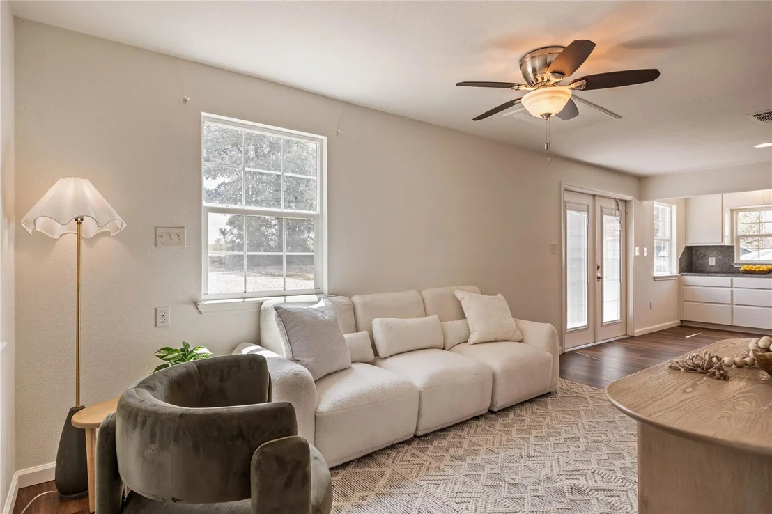 Photo of 446 Roemer RD