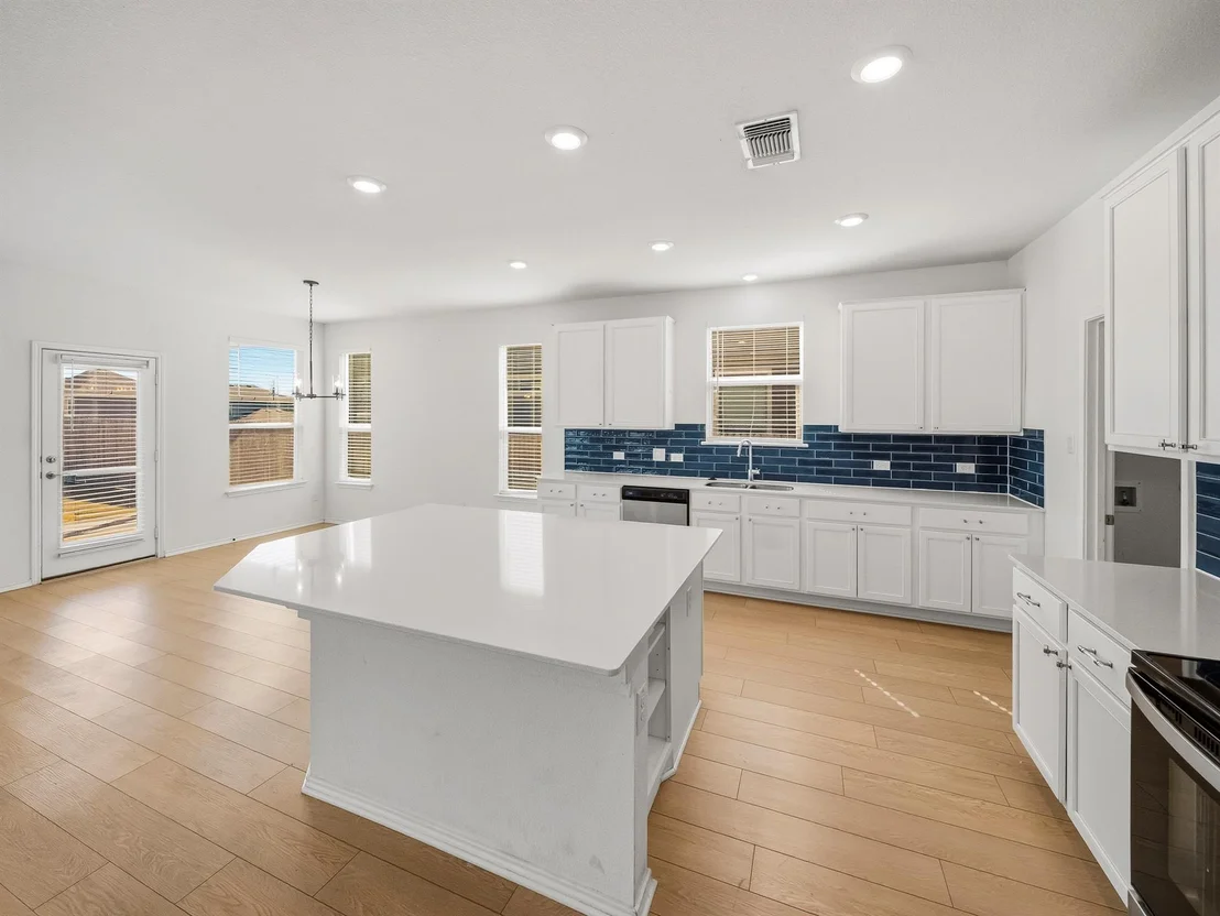 Photo of 101 Clematis CT