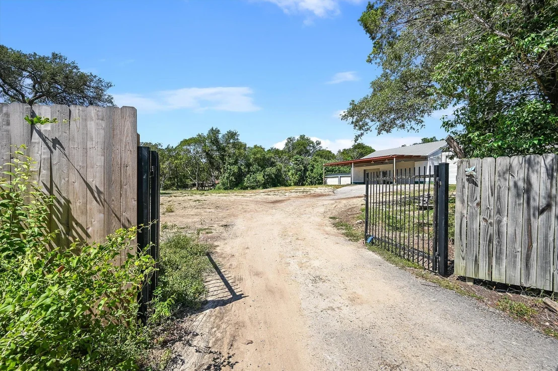 Photo of 8106 Pitter Pat LN