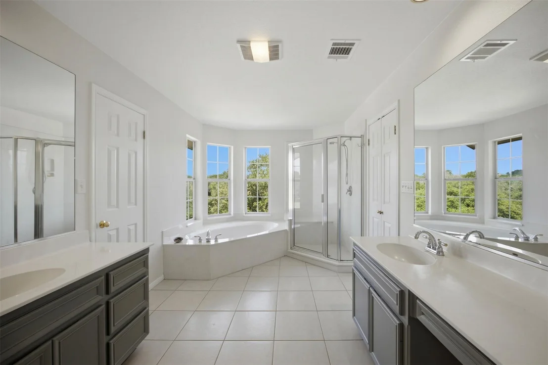 Photo of 720 Spring Creek RD