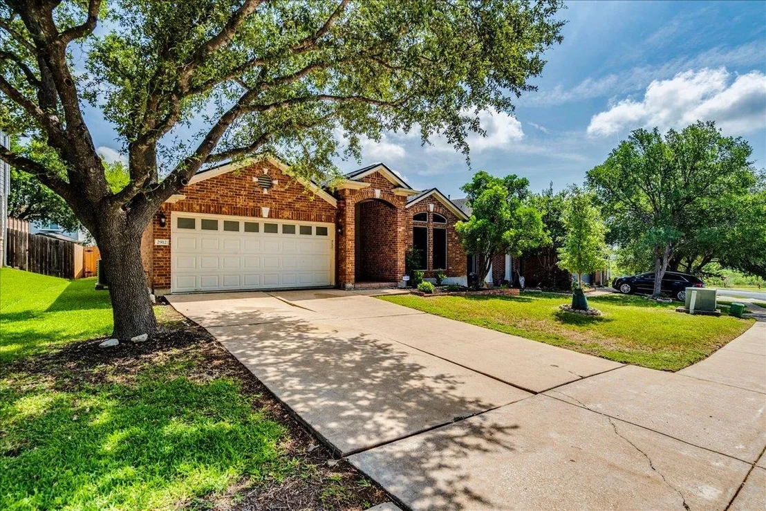 Photo of 2912 Lynnbrook DR