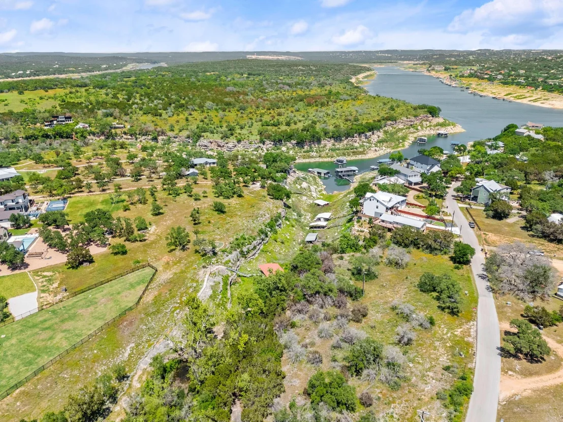 Photo of 525 Pace Bend RD N