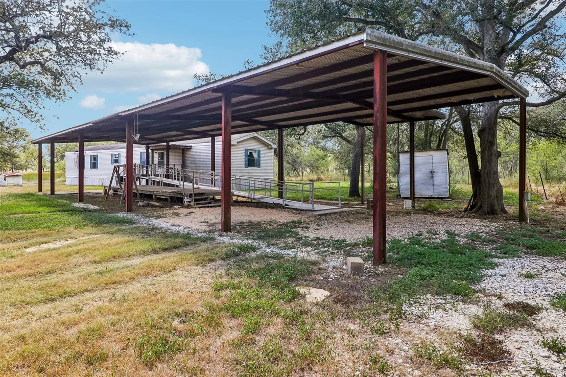 Photo of 716 W County Road 109 RD