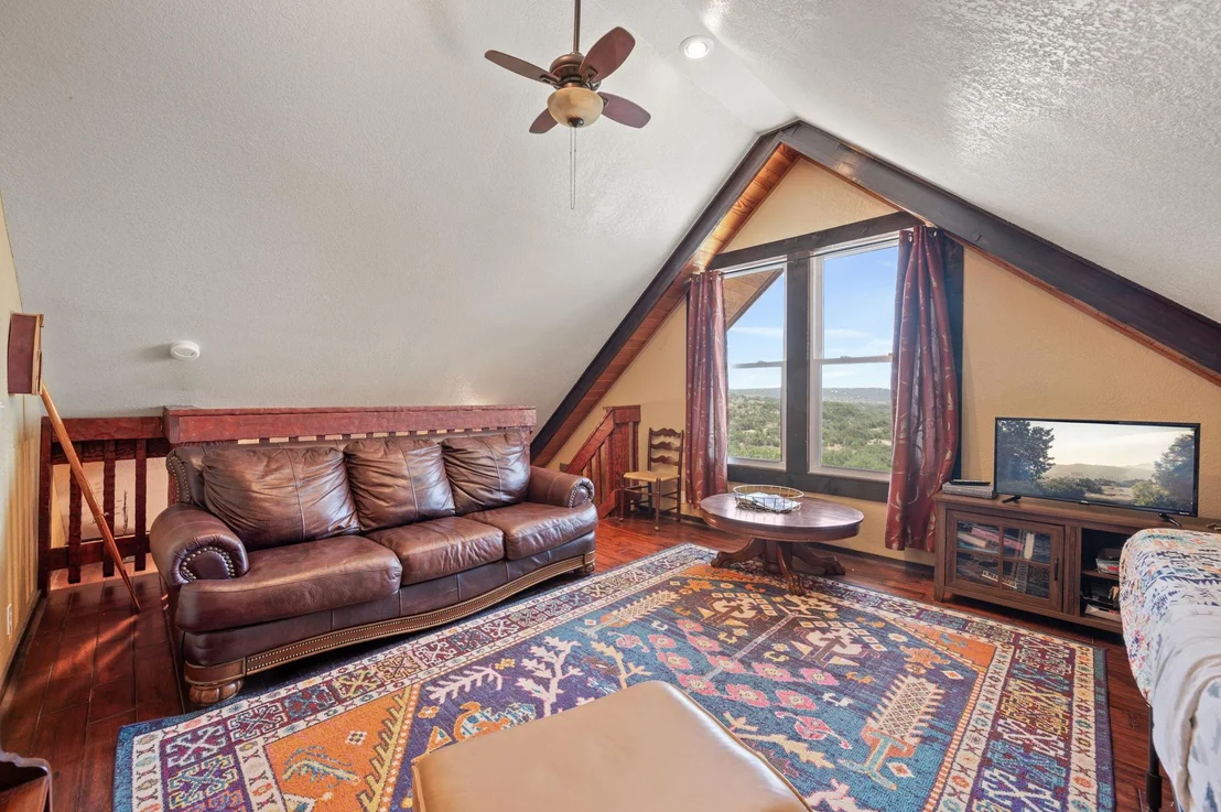 Photo of 28525 Paradise Manor DR